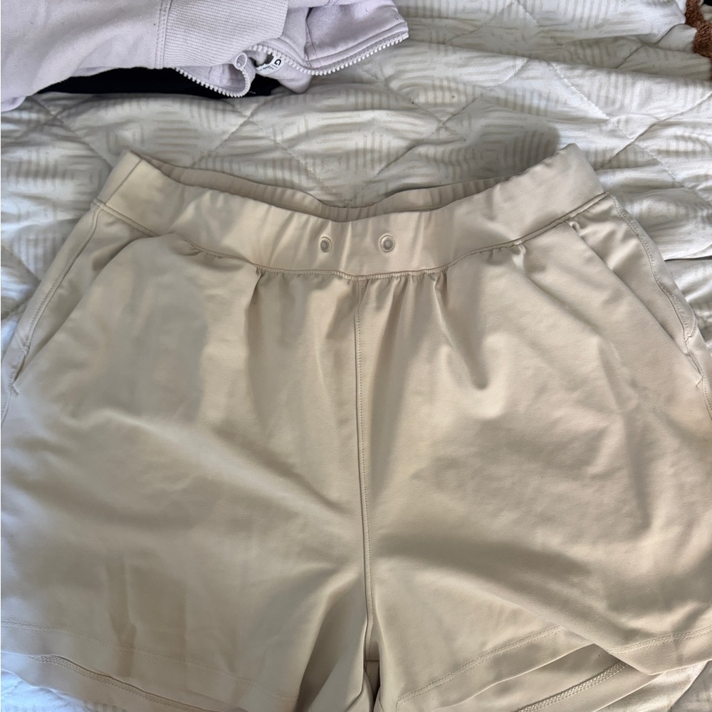 Old Navy Women's Tan Athletic Shorts